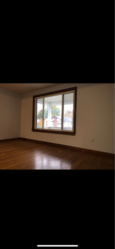 Photo - 504 Helen St