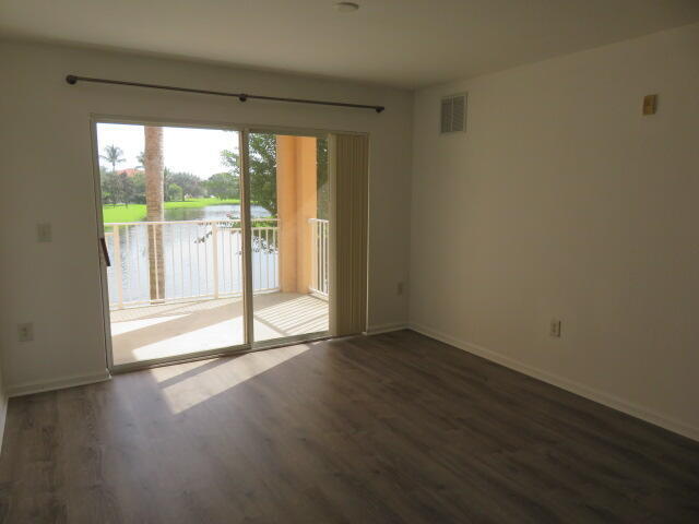 Photo - 181 SW Palm Dr Unit 206