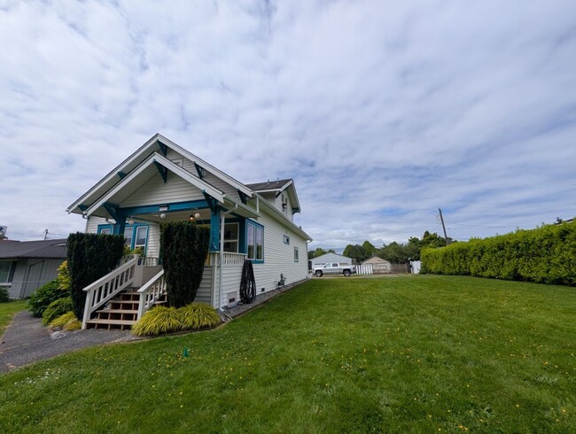 Photo - 3Bd/2Ba Everett Condo Unit A