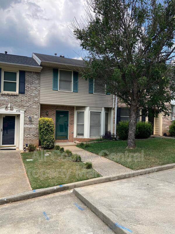 Photo - 4717 Cheshire Cir