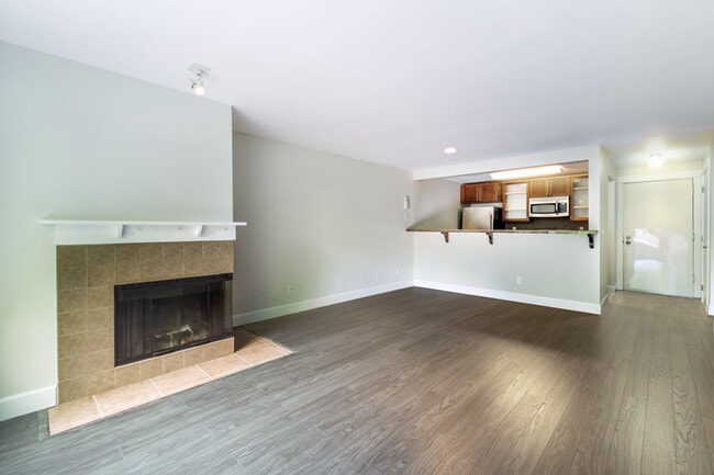 Photo - Contemporary, Clean Condo at Veridian Cove!! Available 7/10/2026! Unit 7206
