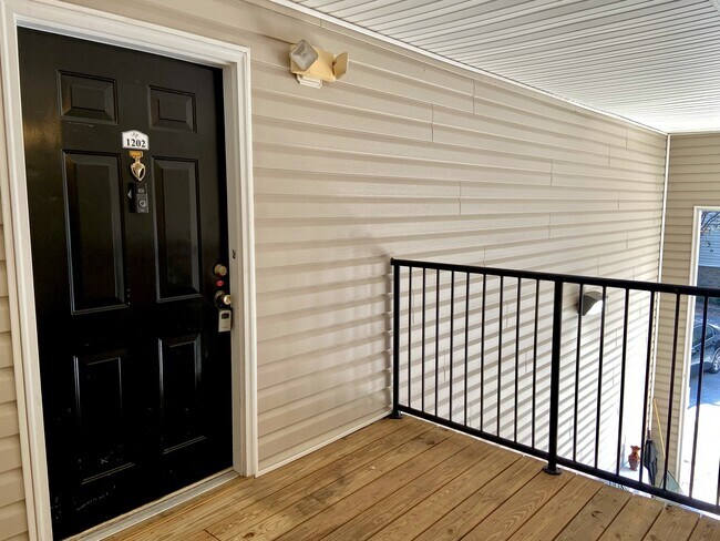 Photo - 1202 Par 3 Way