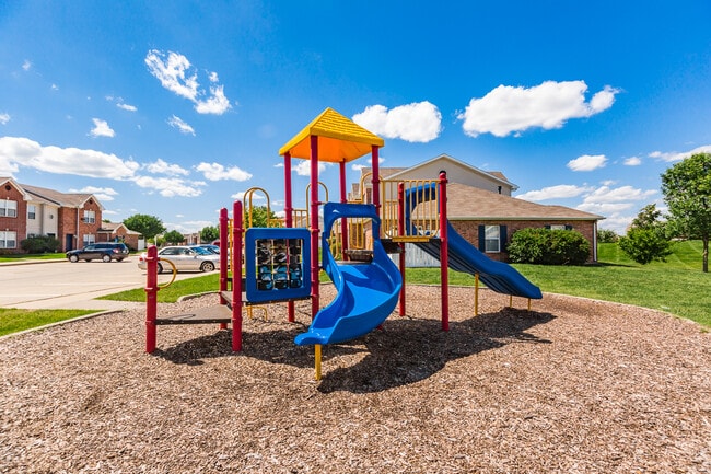 Maple Grove Villas