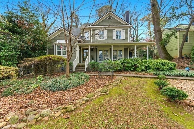 Photo - 302 Hascall Rd NW