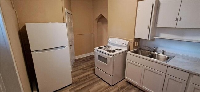 Photo - 1506 Jules St