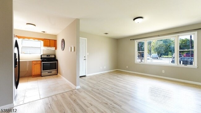 Photo - 591 Cherry St