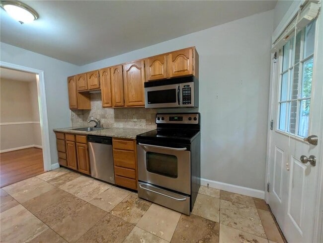 Photo - 1061 Homewood Ct