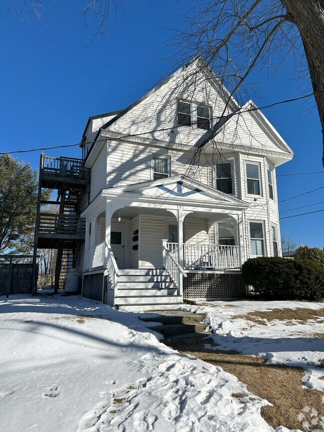 Building Photo - 112 Harriet St Unit 112B Rental