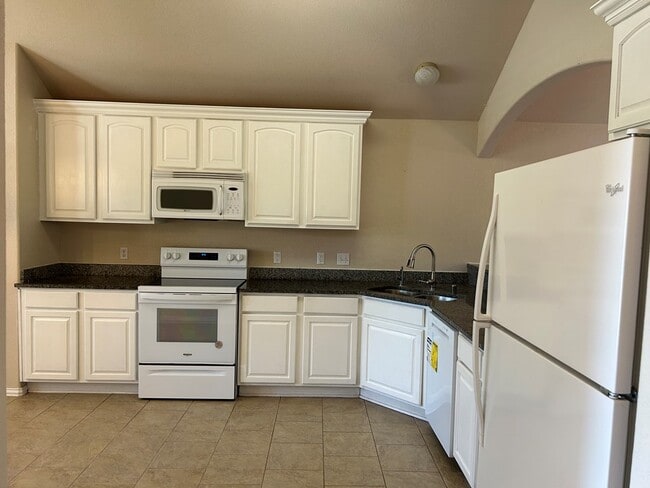 Photo - 6911 Pinecrest Ave