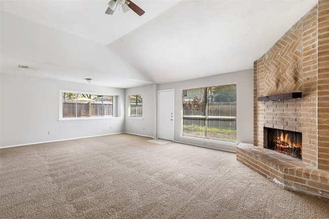 Photo - 7310 Maple Walk Dr