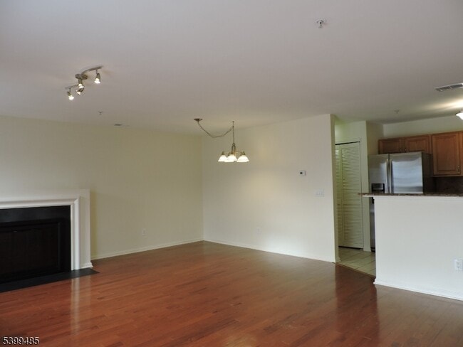 Photo - 44 Ridgedale Ave Unit 8