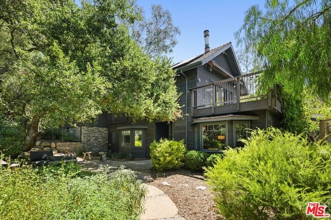 Building Photo - 21344 Colina Dr Rental