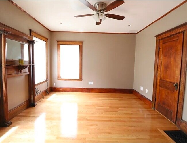 Photo - 67 Tonawanda St Unidad 2