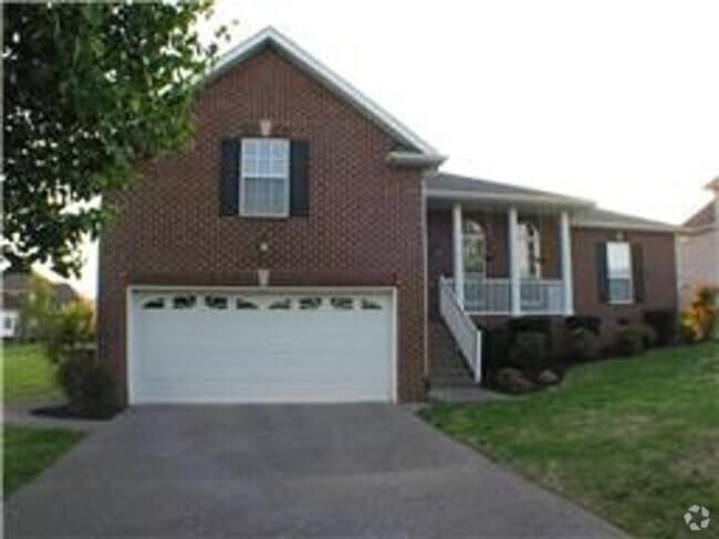 Building Photo - For Lease - 3 Bed, 2 Bath, 1850 Sqft, 0.33... Rental