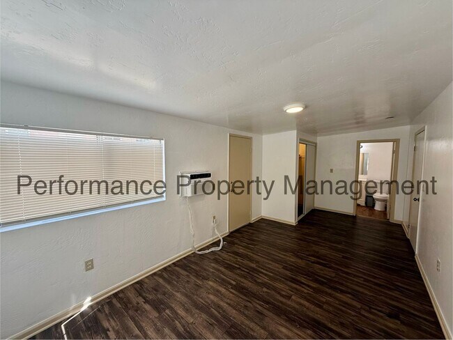 Photo - 720 Woodrow Ave Unit House