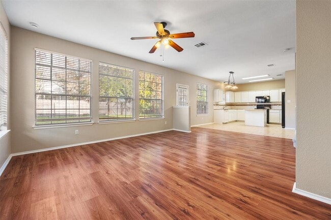 Photo - 525 Paso Fino Trail