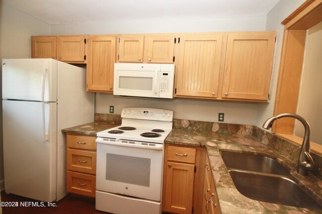 Photo - 2012 Sea Hawk Cir