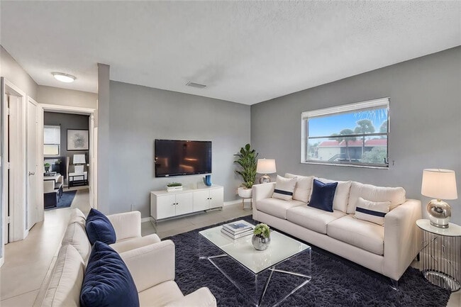 Photo - 5186 NE 6th Ave Unidad 719