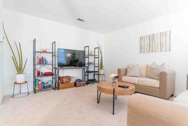 Photo - 2023 Habero Dr