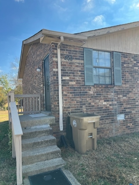 Building Photo - 305 Hawk View Ct Unit 305