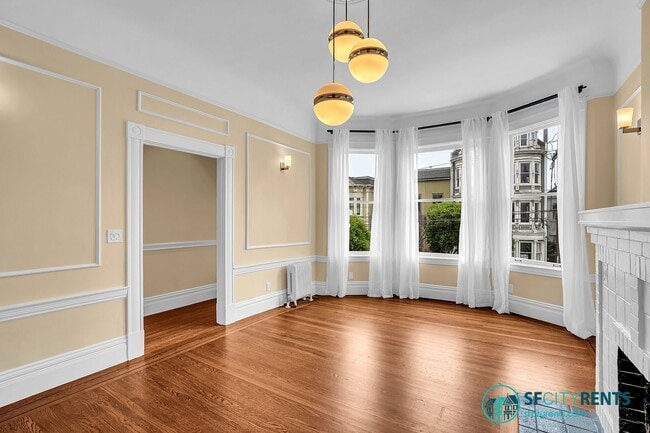 Photo - Pacific Heights: Remodeled Bi-Level Condo ... Unit 2858 Washington St.