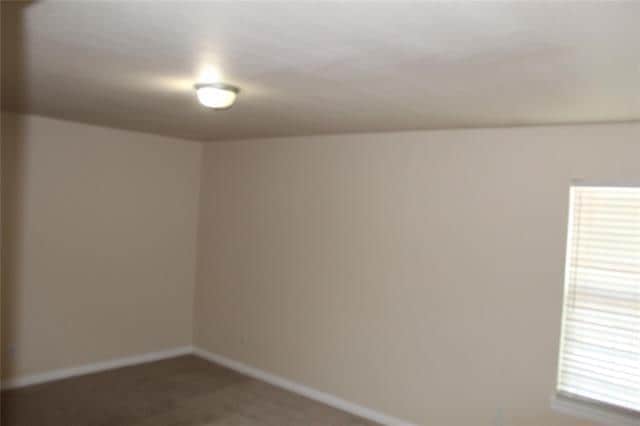Photo - 502 Bellevue Ln