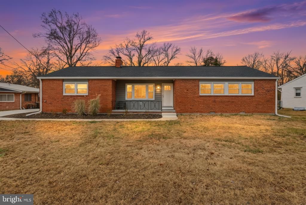 Photo - 8821 W Fort Foote Terrace