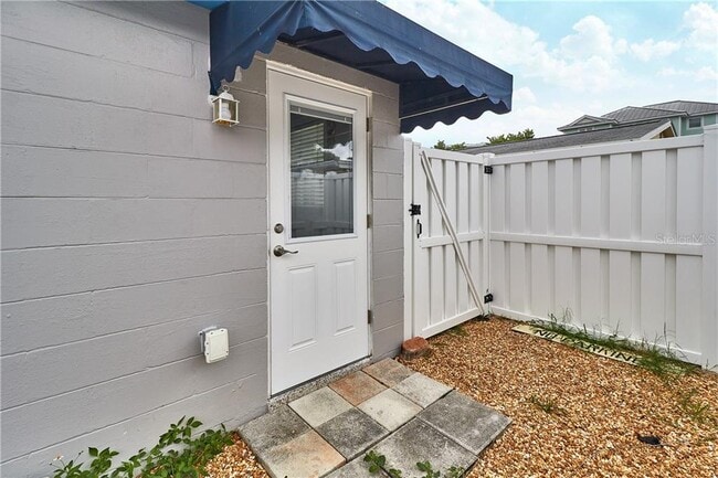 Photo - 18040 5th St E