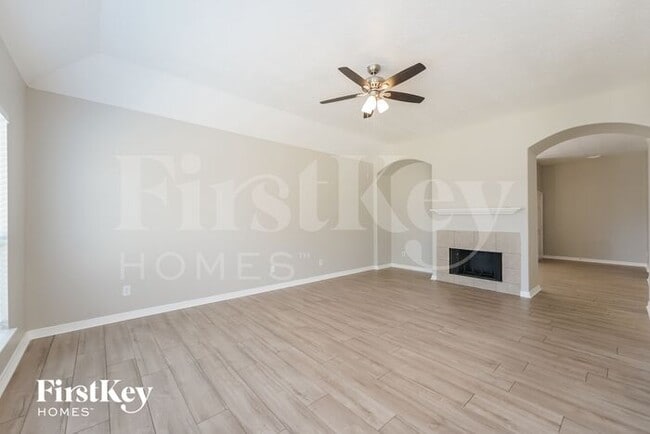 Photo - 23522 Goldking Cross Ct