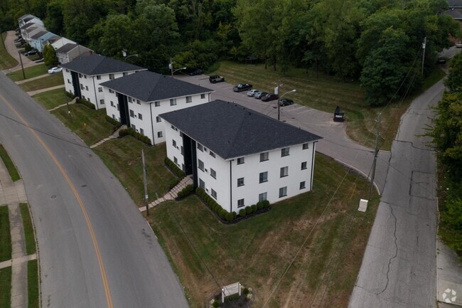 Building Photo - 920 Highland Ave Rental