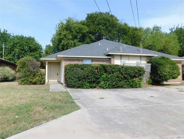 Building Photo - 3305 Gardenview Cir