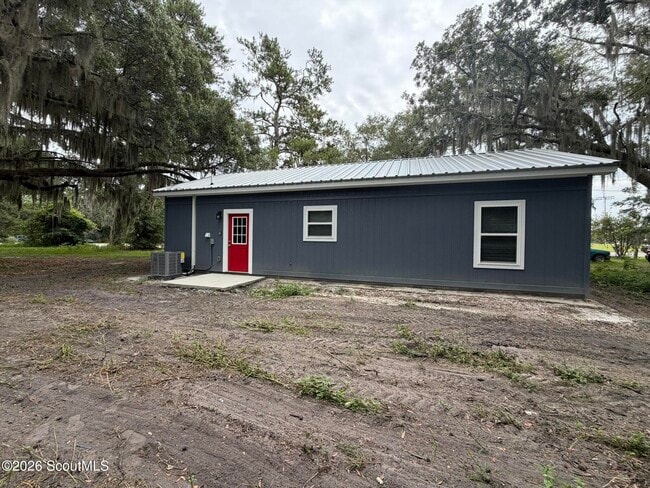 Photo - 656 Ridge Rd