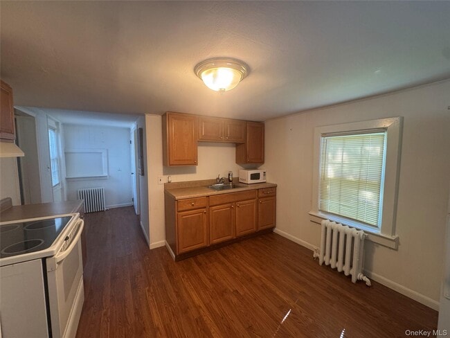 Photo - 725 Park Ave