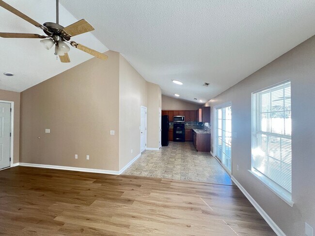 Photo - In ground POOL! This three-bedroom home near Hwy. 31 and Hwy. 544 is Available NOW!