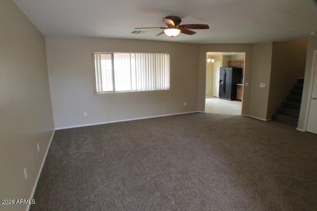 41401 W Pryor Ln
