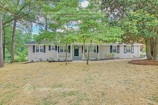 Photo - 3330 Scott Dr House