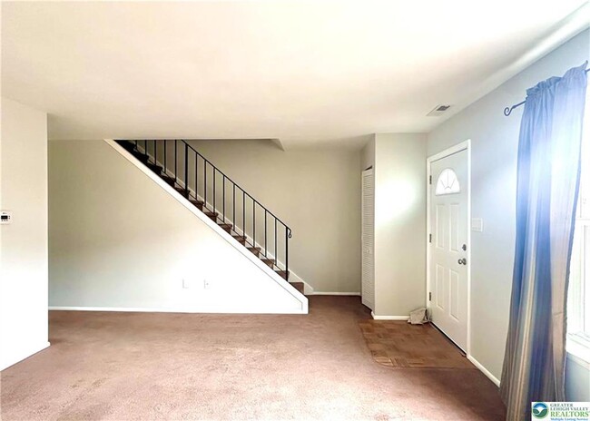 Photo - 53 Eisenhower Cir