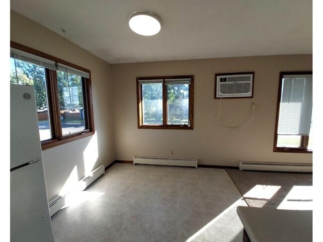 Photo - 631 13th St S