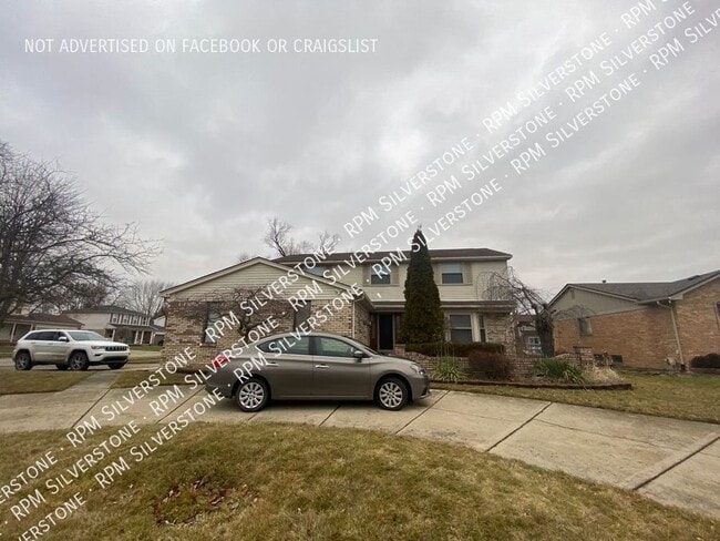Building Photo - 17381 Washington Ct Rental