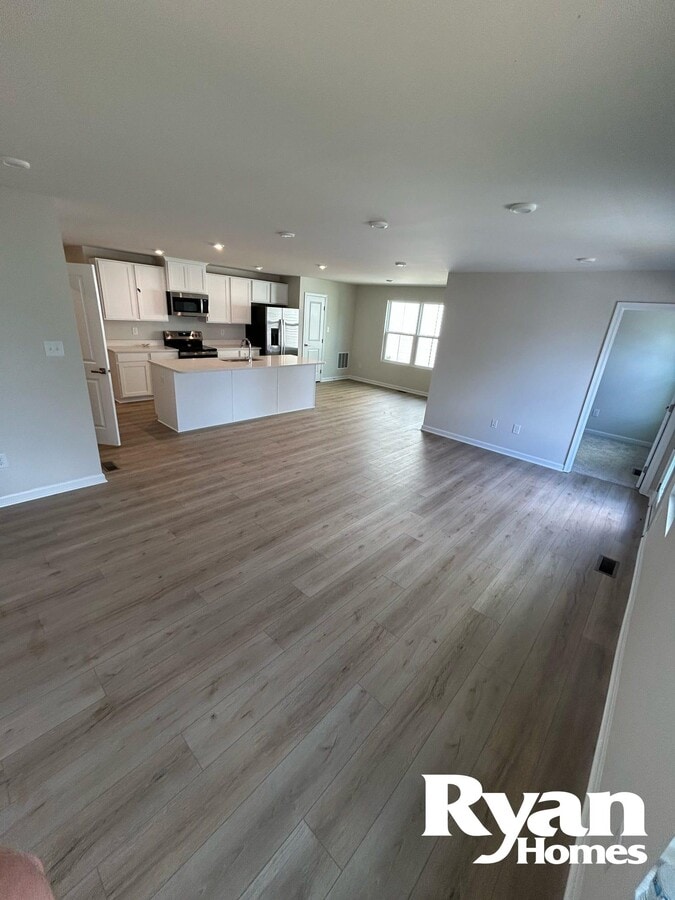 Photo - 122 Grove Hill Ter