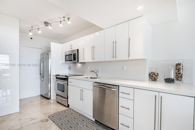 Photo - 100 Lincoln Rd Unit 944