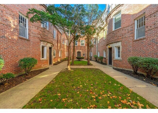 Photo - 918 Green Bay Rd Unit G