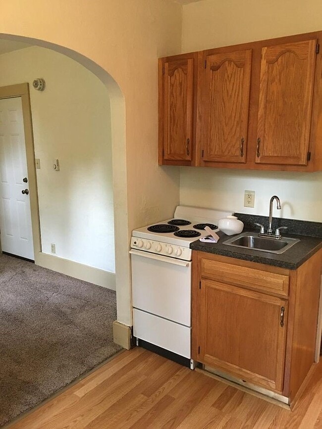 506 N McKean St Unit 3