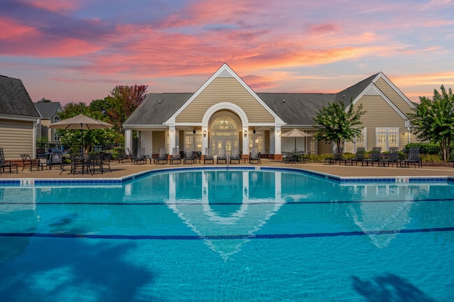 Building Photo - Abberly Crest Rental