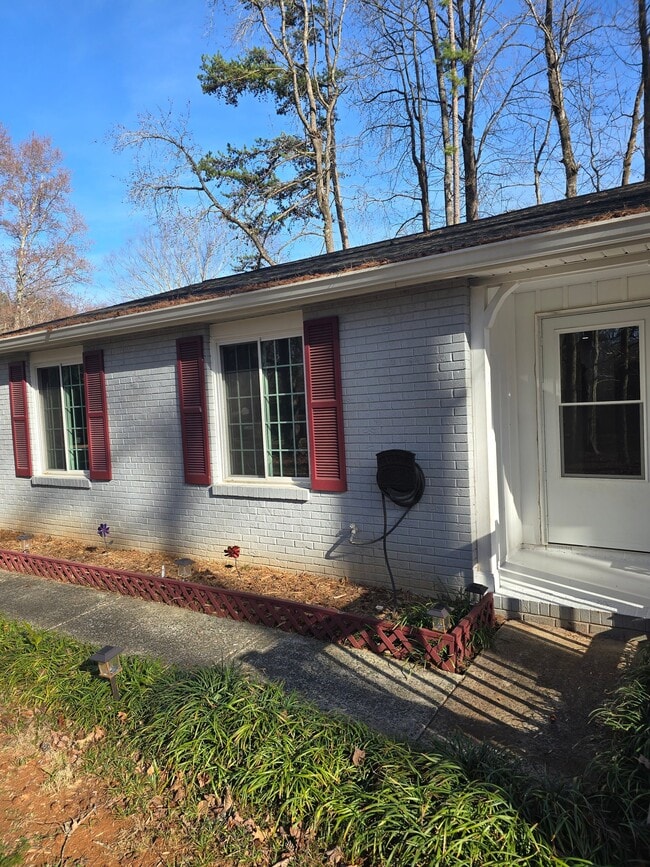 3226 Piney Grove Rd