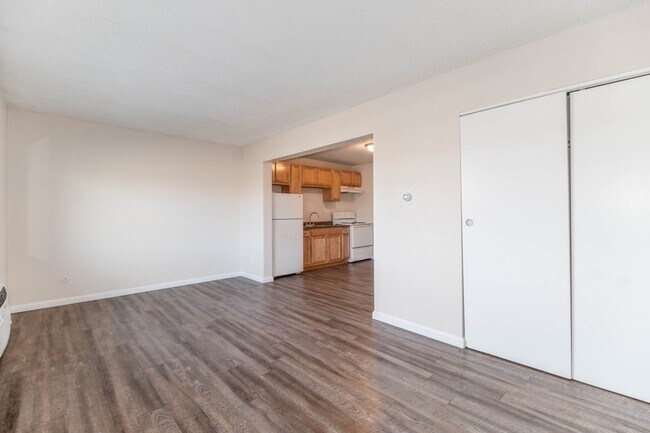 Photo - 8780 Galen Ct Unidad 8