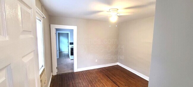 Photo - 66A Chester Ave Se