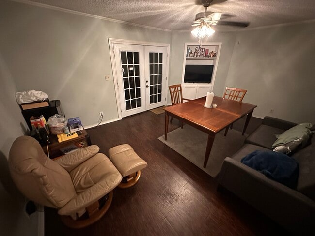 Photo - 600 Bagby Ave Unit 4C