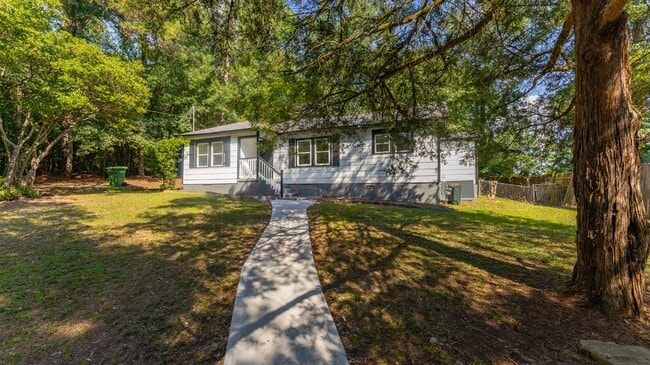 Photo - 3930 Fairview Dr