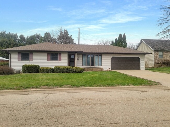 Building Photo - 445 Peach St